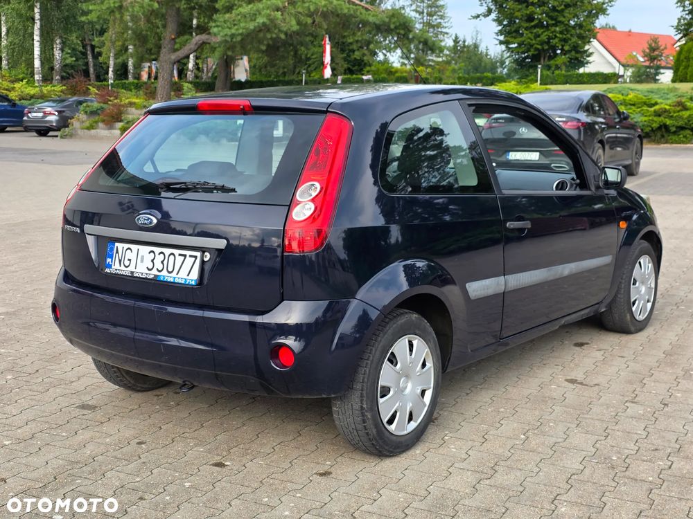 Ford Fiesta - 7