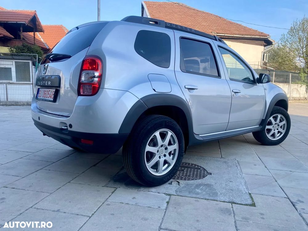 Dacia Duster 1.2 TCe 4x2 Laureate - 4