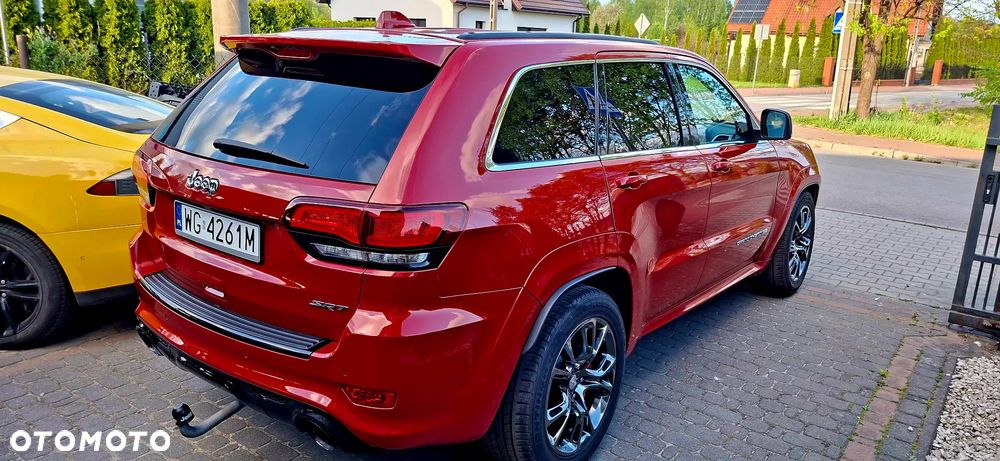 Jeep Grand Cherokee SRT8 - 3