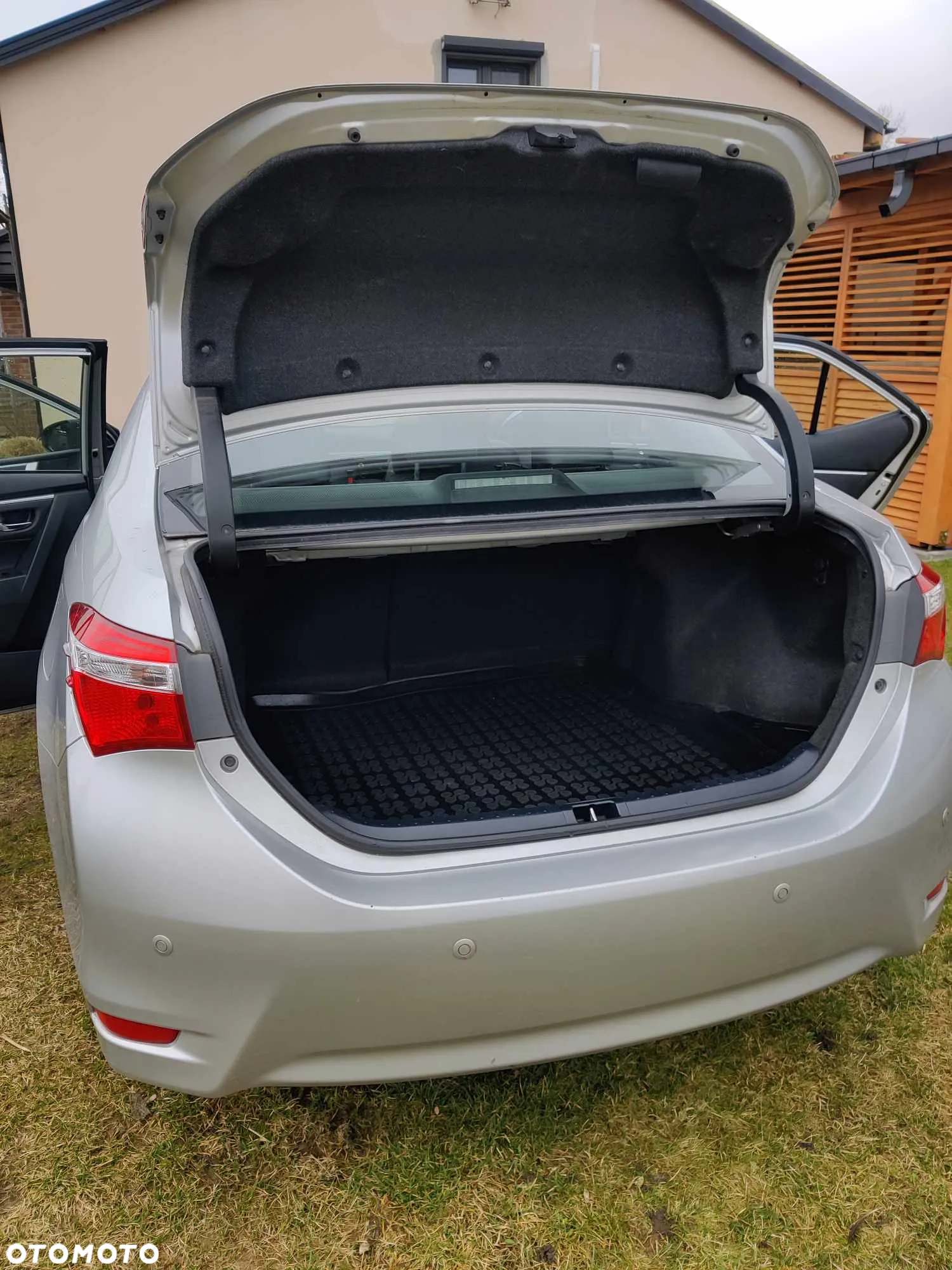 Toyota Corolla 1.6 Prestige - 2