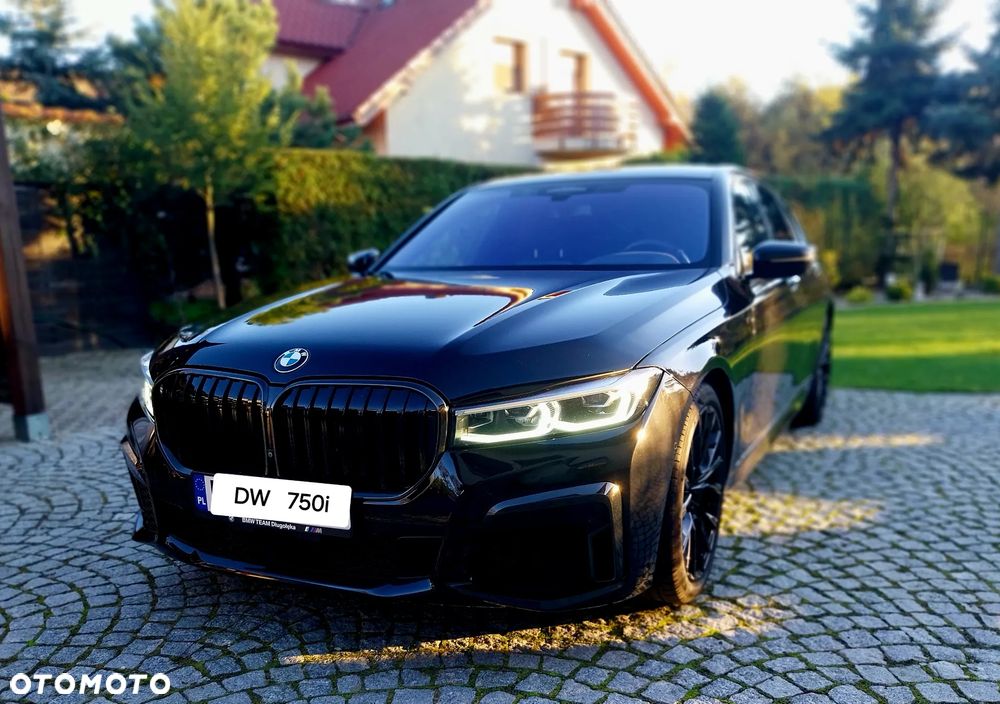 BMW Seria 7 750i xDrive sport - 1