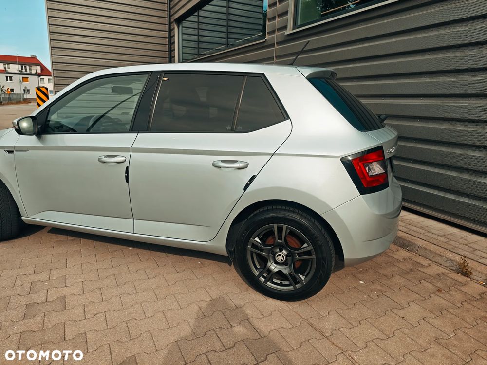 Skoda Fabia 1.0 Edition - 2