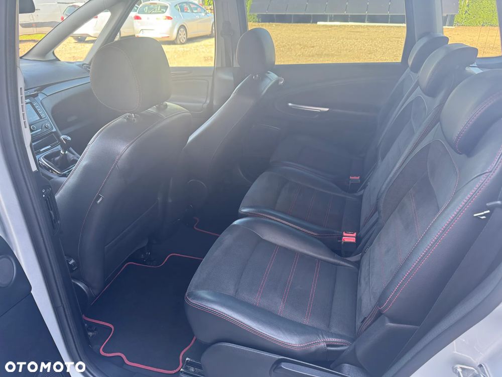 Ford S-Max 2.0 TDCi DPF Titanium - 25