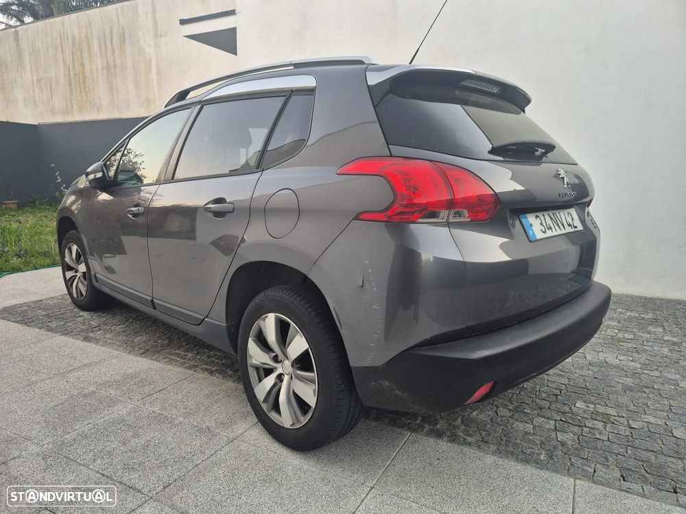 Peugeot 2008 1.2 VTi Active - 4