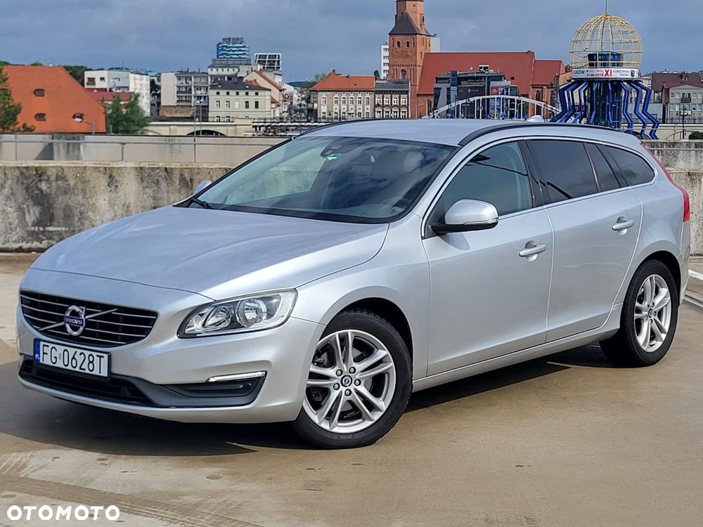 Volvo V60 D4 Geartronic Momentum - 3