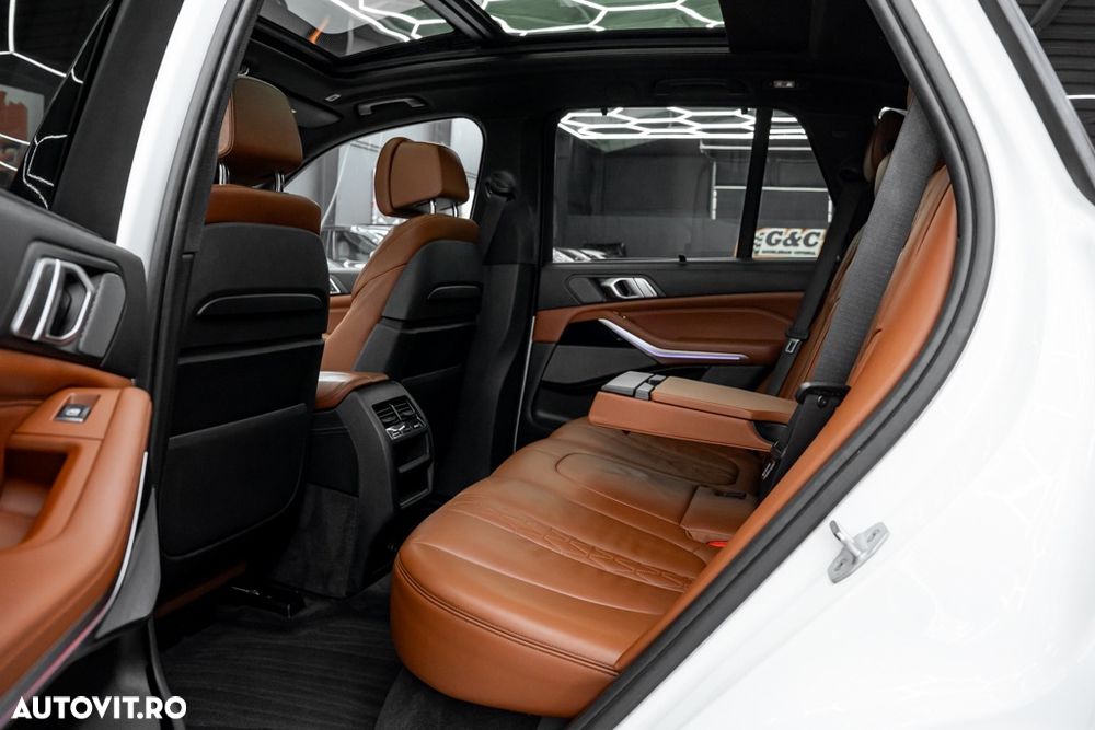 BMW X5 xDrive40i - 18