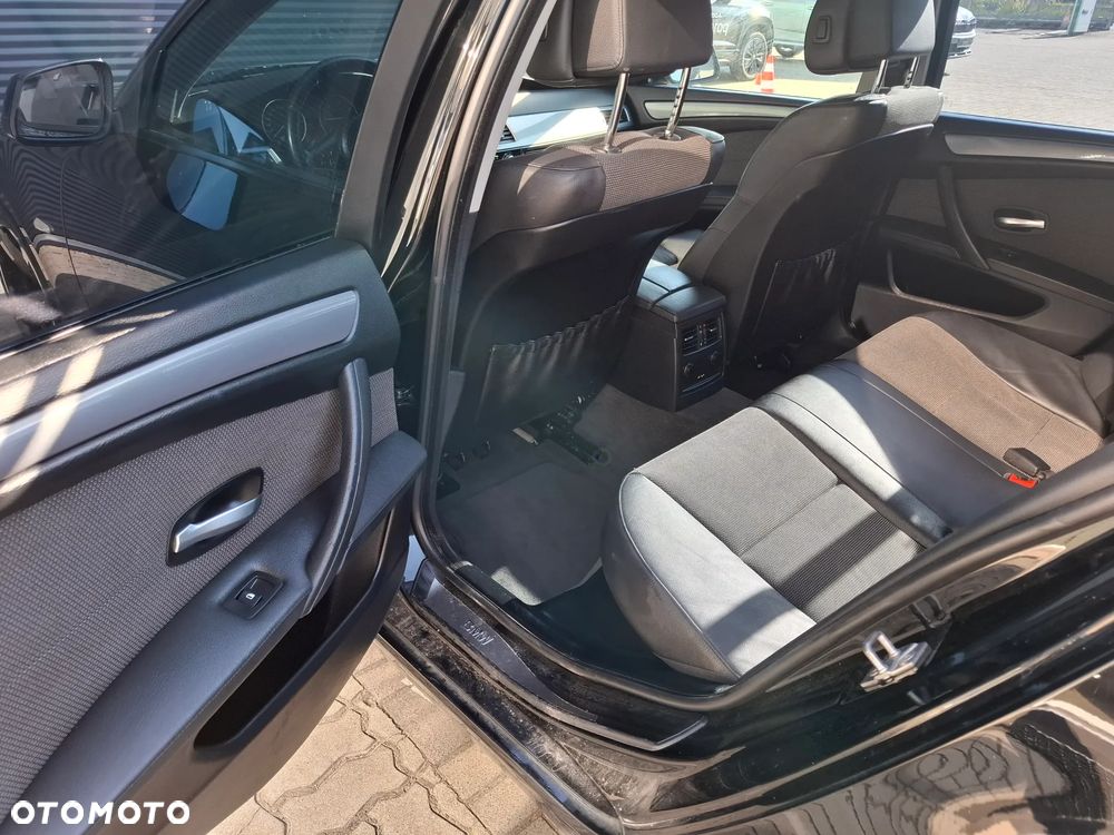 BMW Seria 5 520d Edition Exclusive - 10