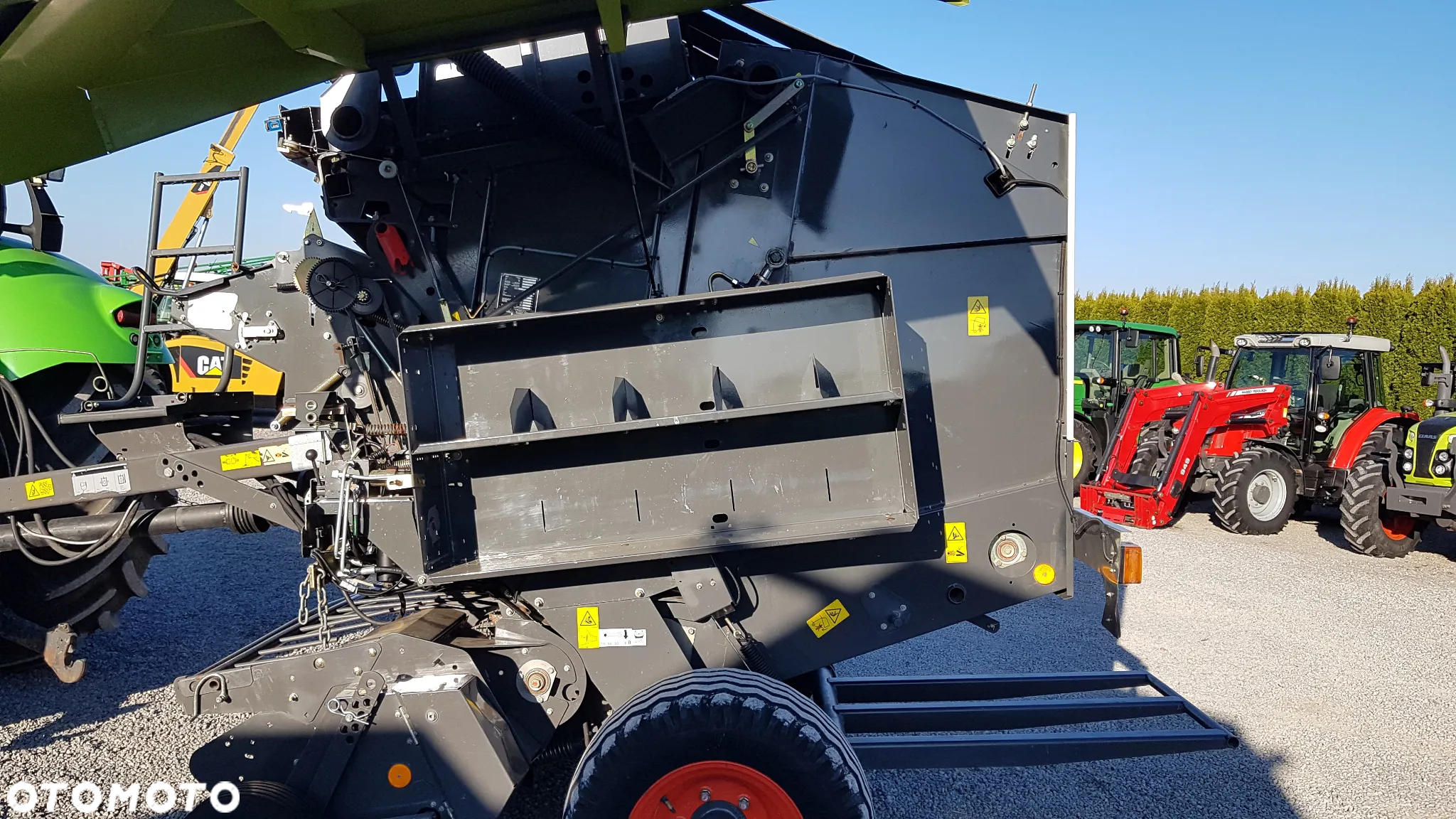 Claas VARIANT 370 - 15