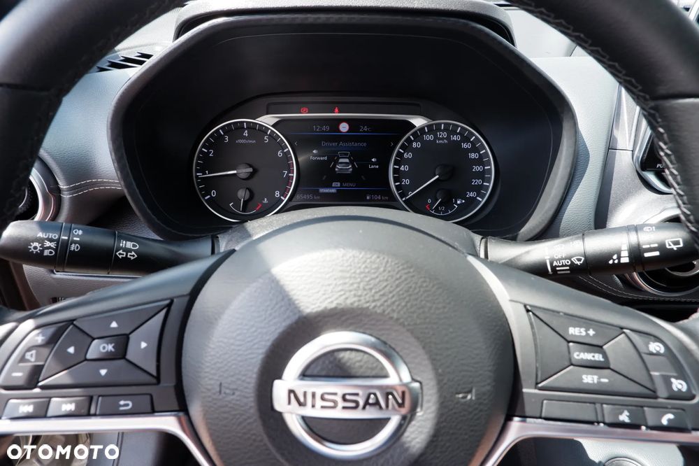 Nissan Juke 1.0 DIG-T Kiiro - 17