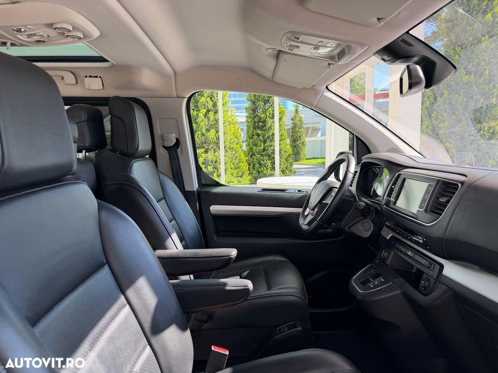 Peugeot Traveller e-Traveller L2 100kW - Baterie 75kWH Business VIP - 40