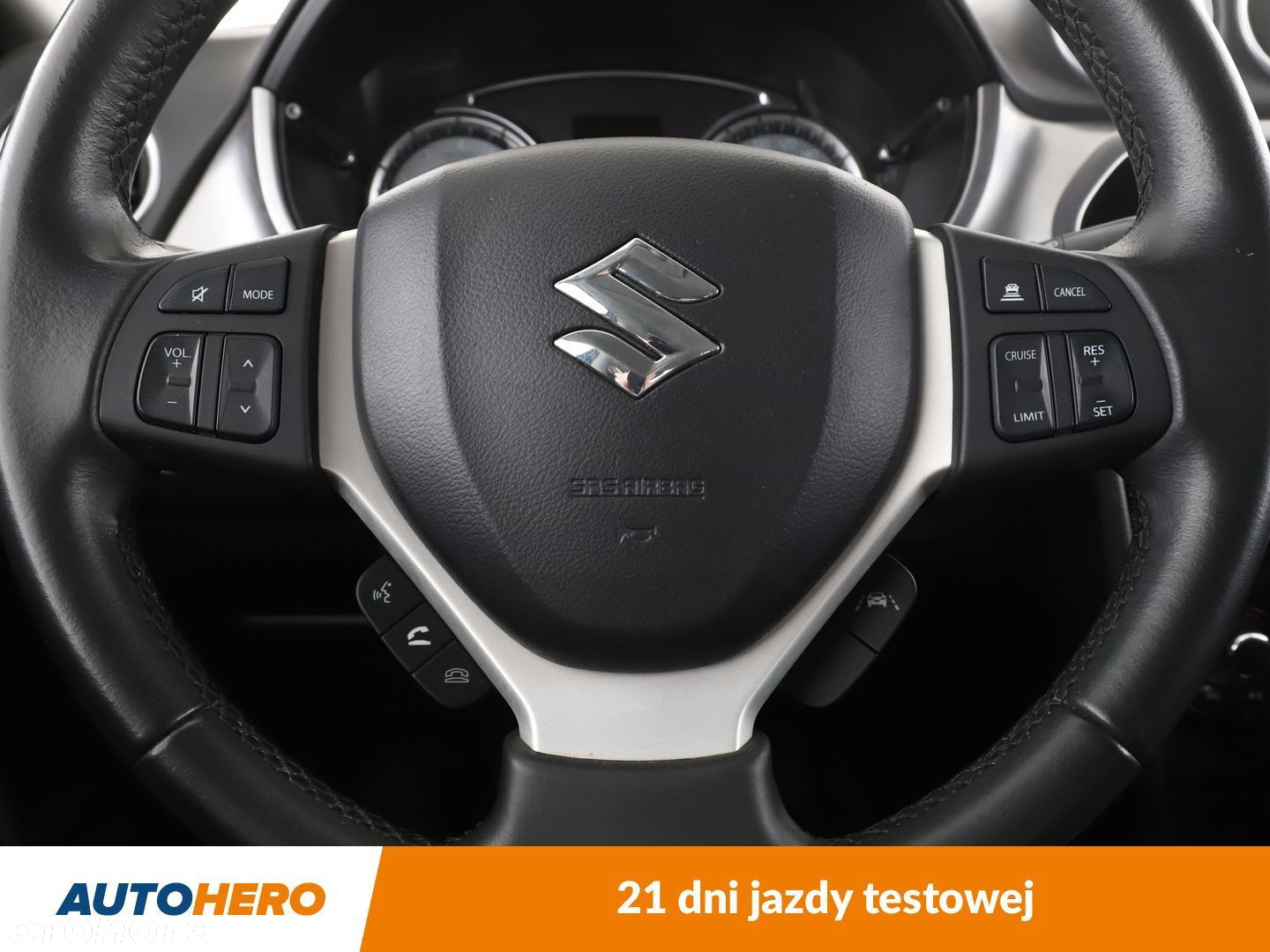 Suzuki Vitara - 18