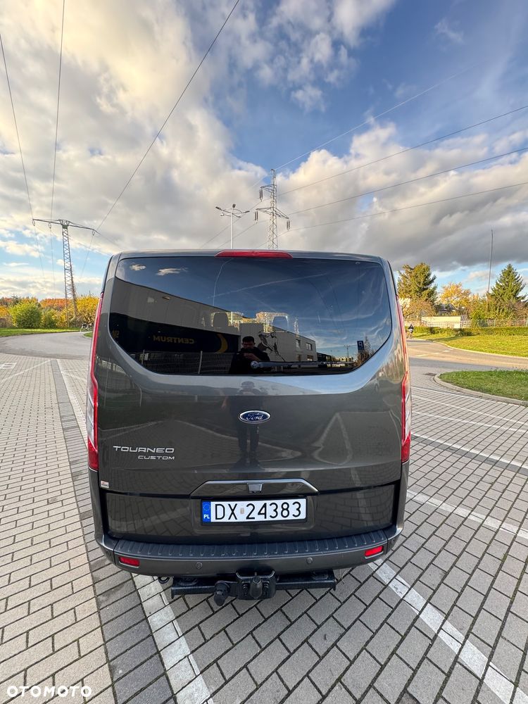 Ford Tourneo Custom 2.0 EcoBlue L1 Titanium SelectShift - 9