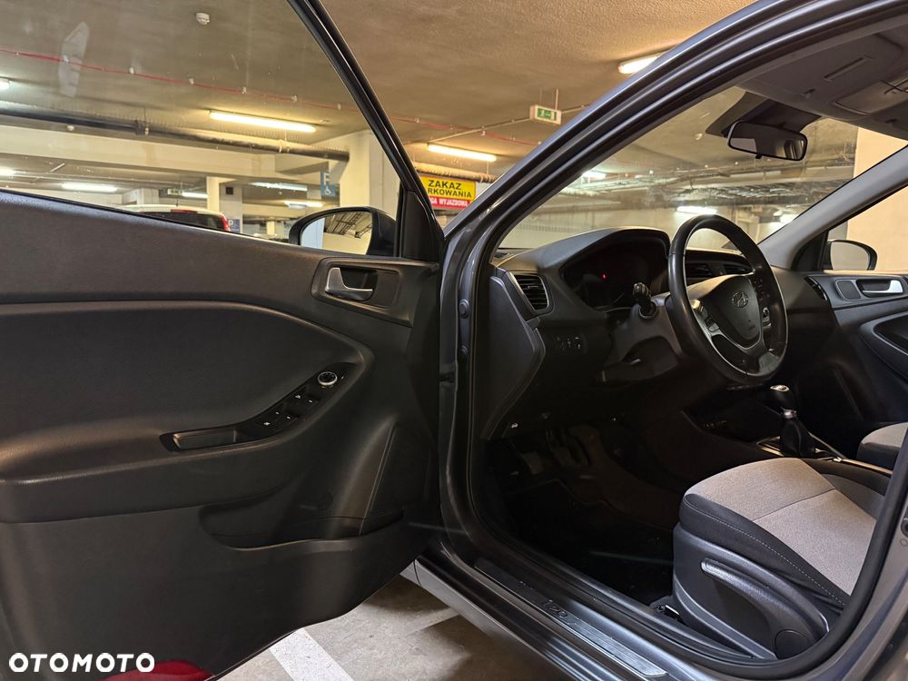 Hyundai i20 1.2 Comfort - 12