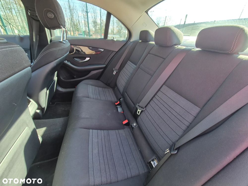 Mercedes-Benz Klasa C 180 7G-TRONIC - 10