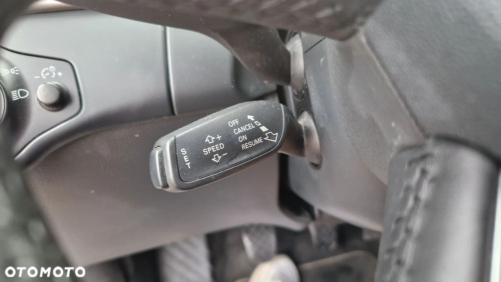 Audi A4 Avant 2.0 TDI ultra DPF Attraction - 12