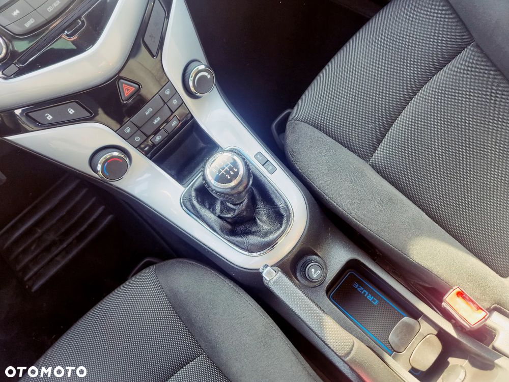 Chevrolet Cruze 1.4T LTZ - 26