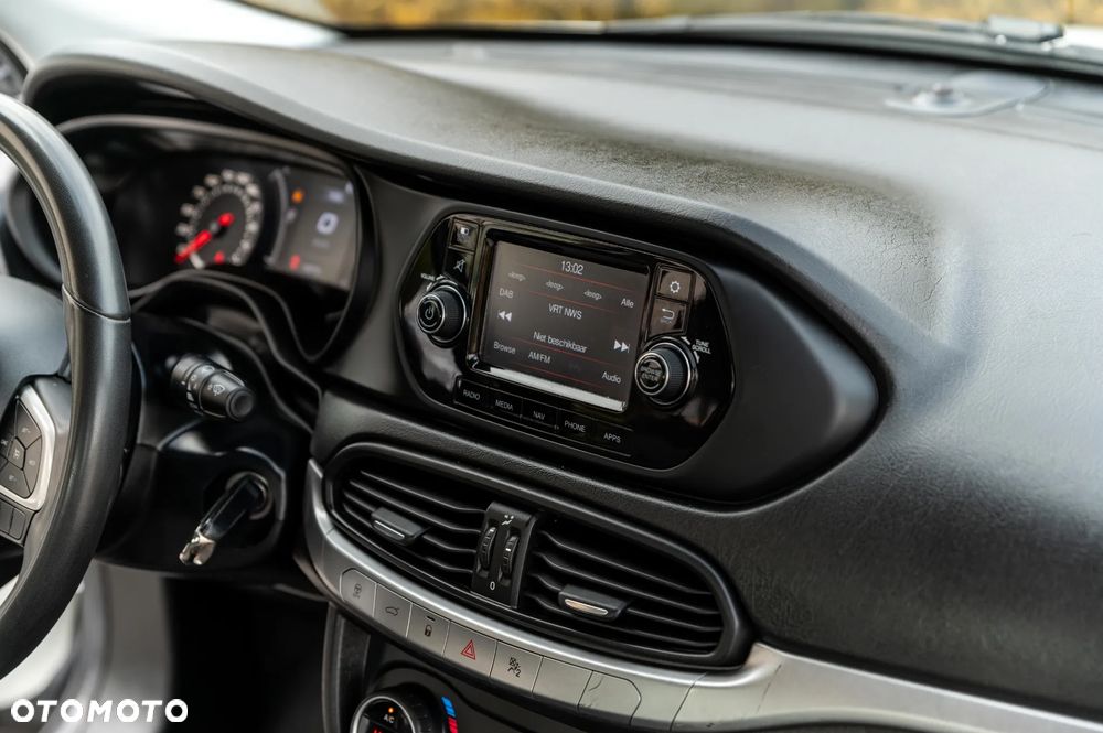 Fiat Tipo 1.4 16v Easy - 29