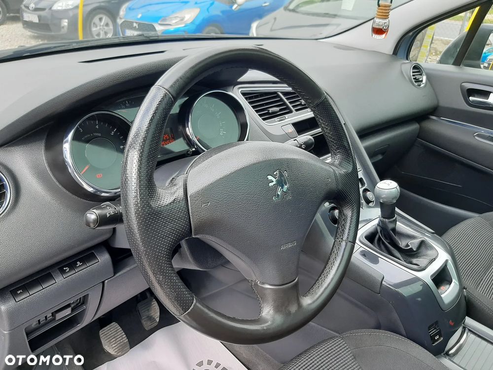 Peugeot 5008 1.6 Access 7os - 20