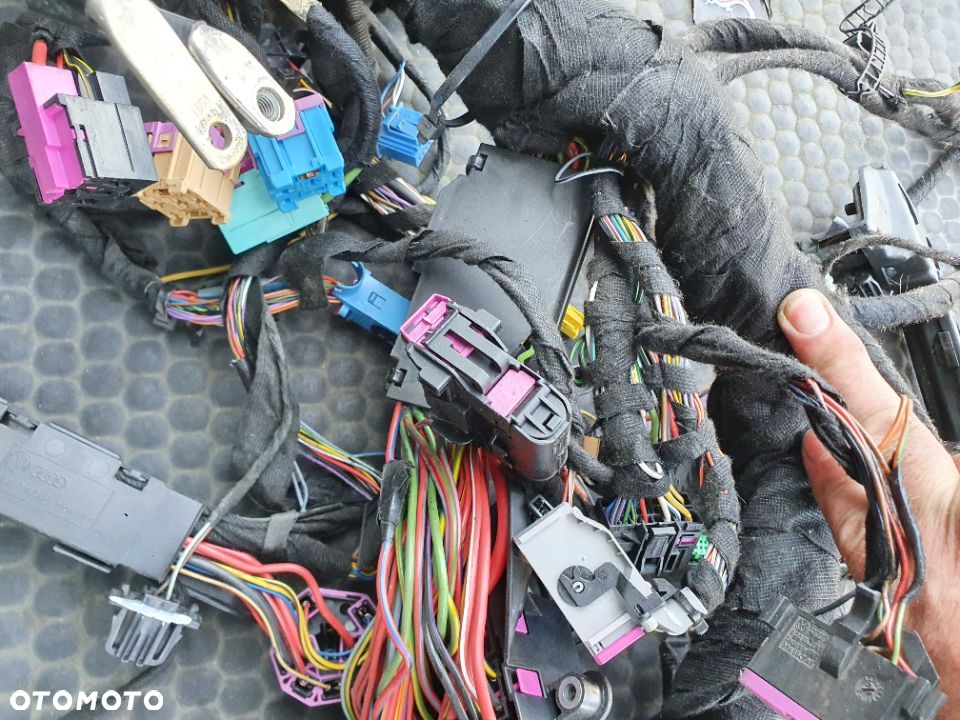 Wiazka Instalacja Wnetrza EUROPA AUDI A4 B6 Benzyna 3.0 ASN V6 Kombi Automat - 13