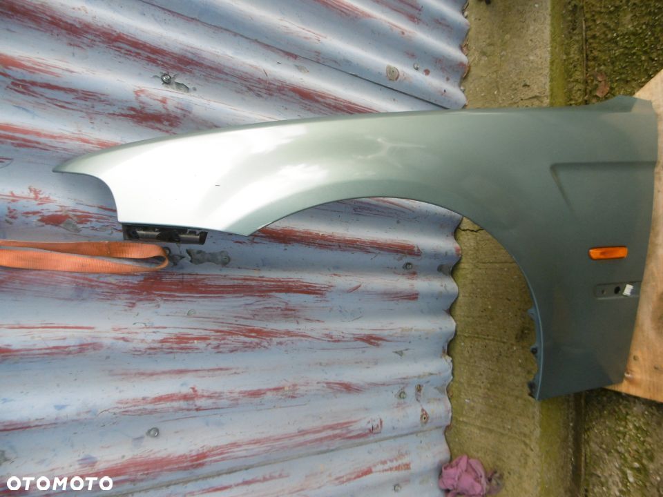 Błotnik lewy BMW E46 COMPACT - 1