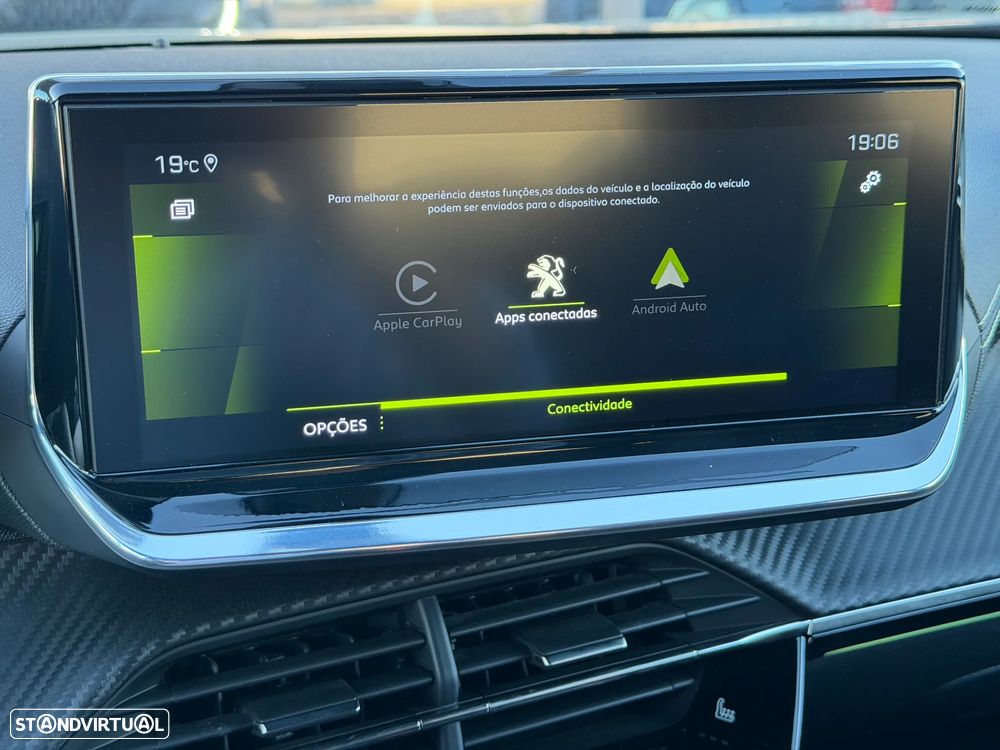 Peugeot 2008 PureTech 130 EAT8 GT - 20