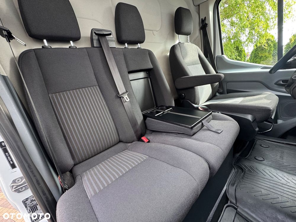 Ford Transit - 22