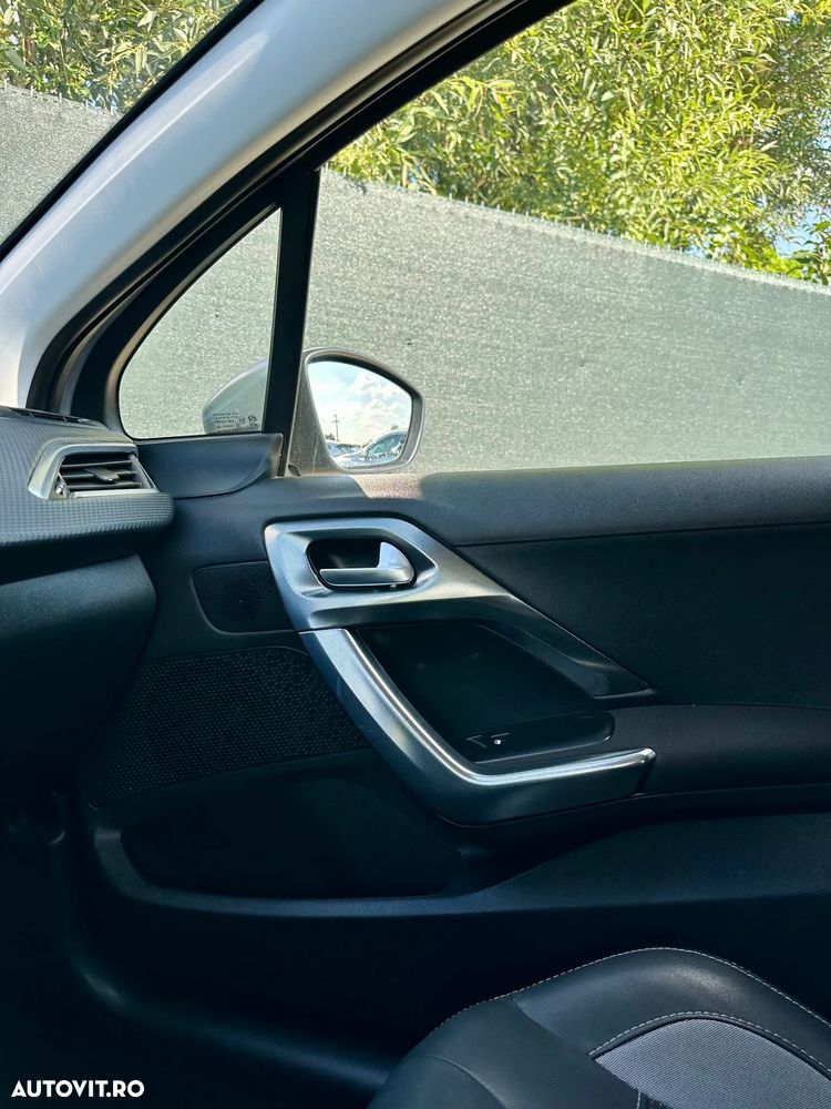 Peugeot 2008 - 24