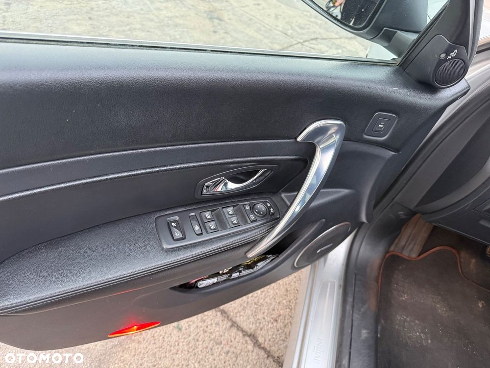 Renault Latitude 2.0 dCi Initiale - 9