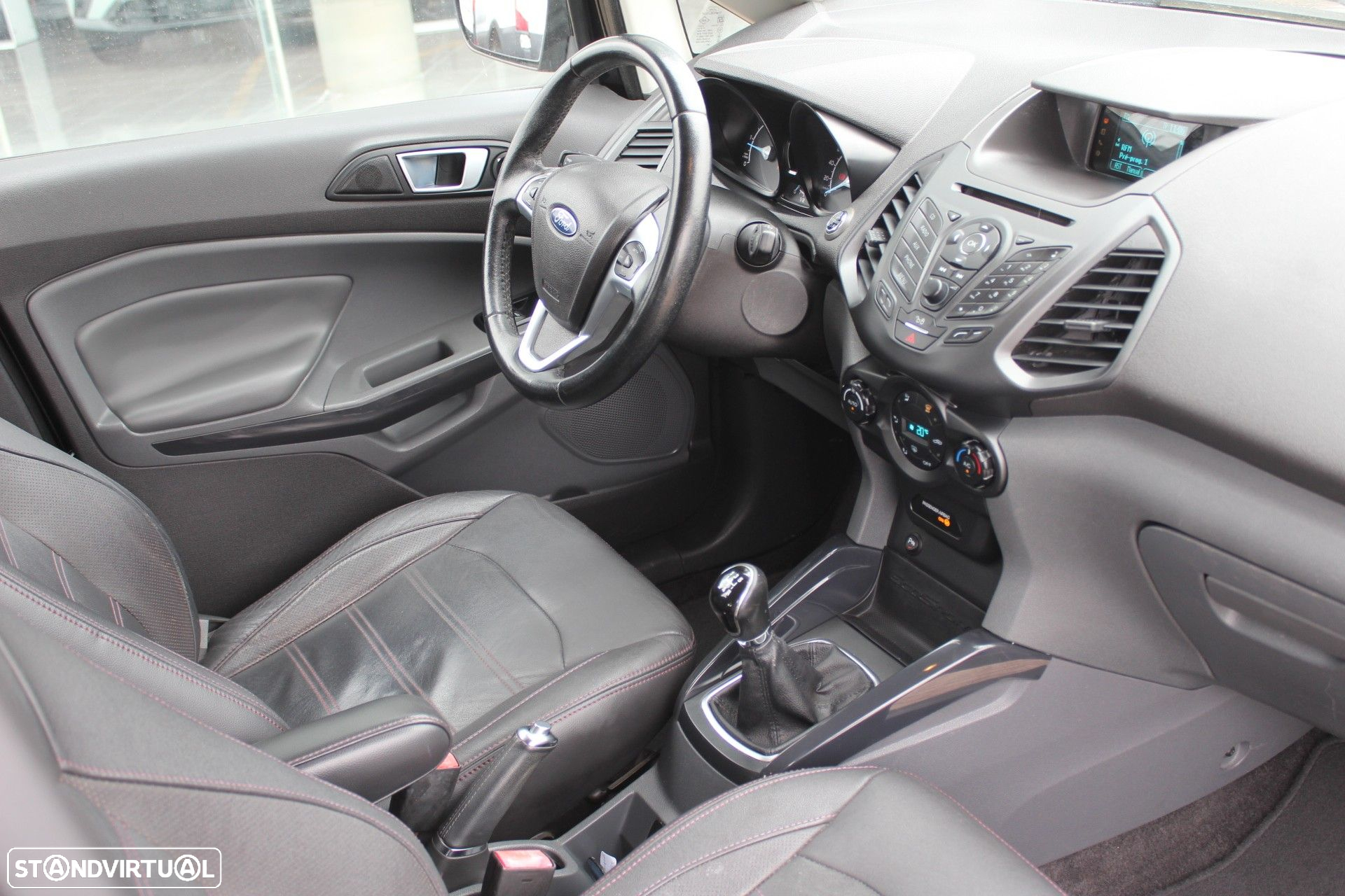 Ford EcoSport 1.5 TDCi Titanium - 29
