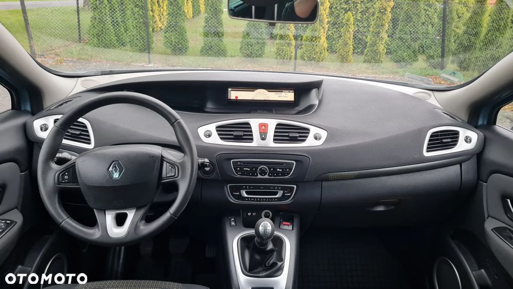 Renault Scenic - 19