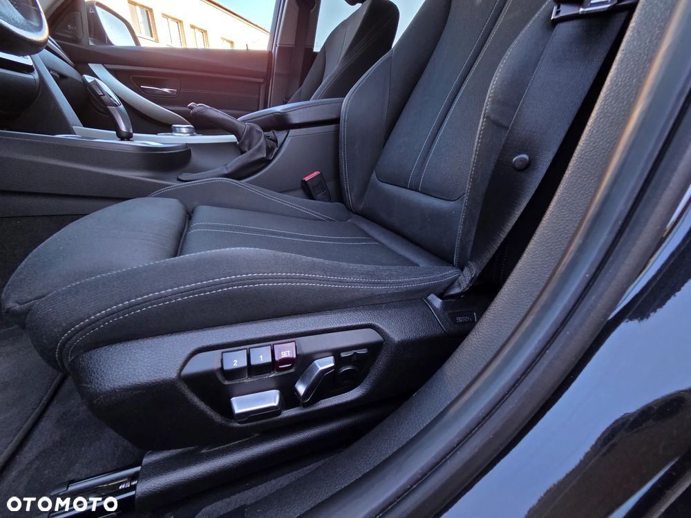 BMW Seria 3 318d - 25