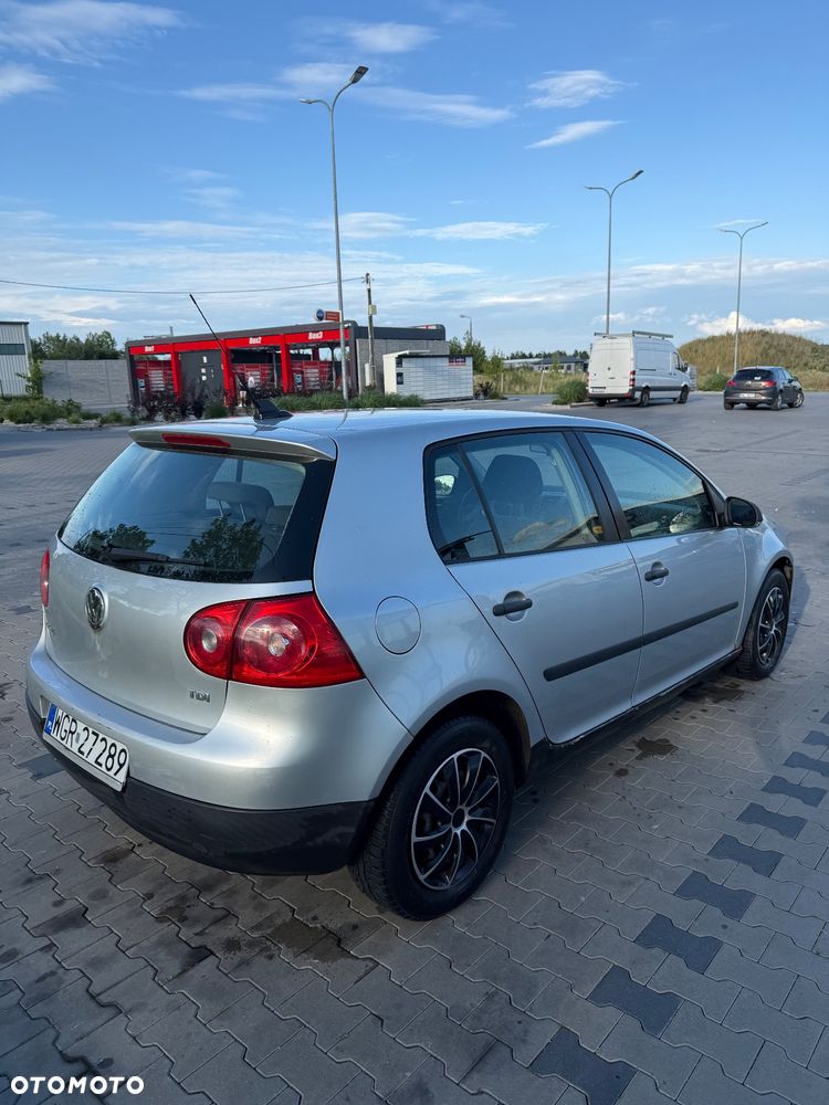 Volkswagen Golf V 1.9 TDI Trendline - 5