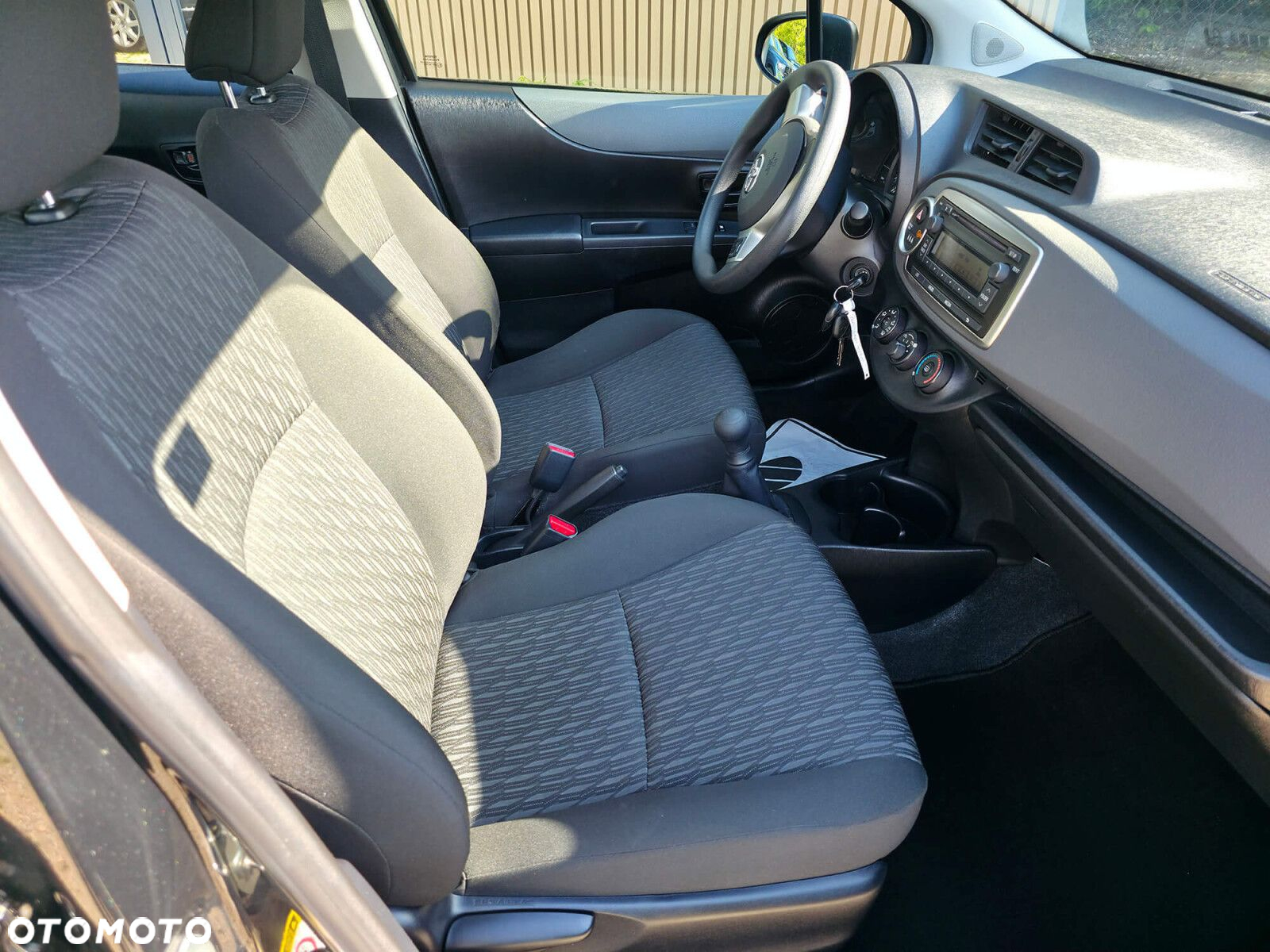 Toyota Yaris - 13