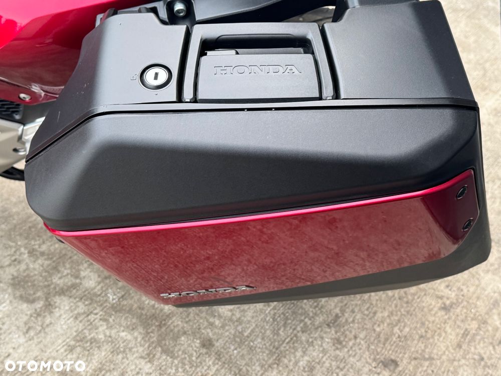 Honda NSS - 20