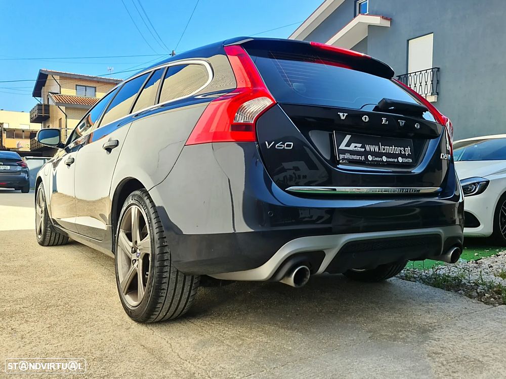 Volvo V60 2.4 D6 R-Design Sum.AWD Phev - 5