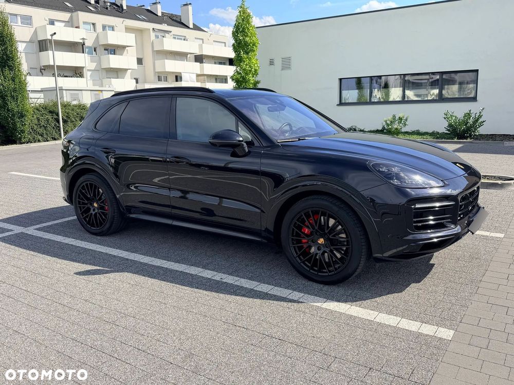 Porsche Cayenne - 8
