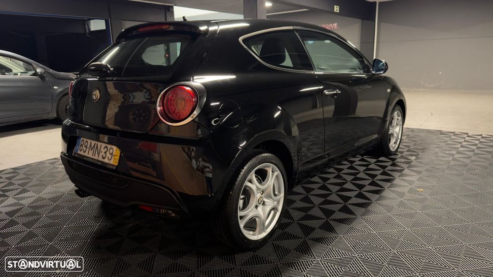 Alfa Romeo MiTo 1.3 JTD Distinctive - 2