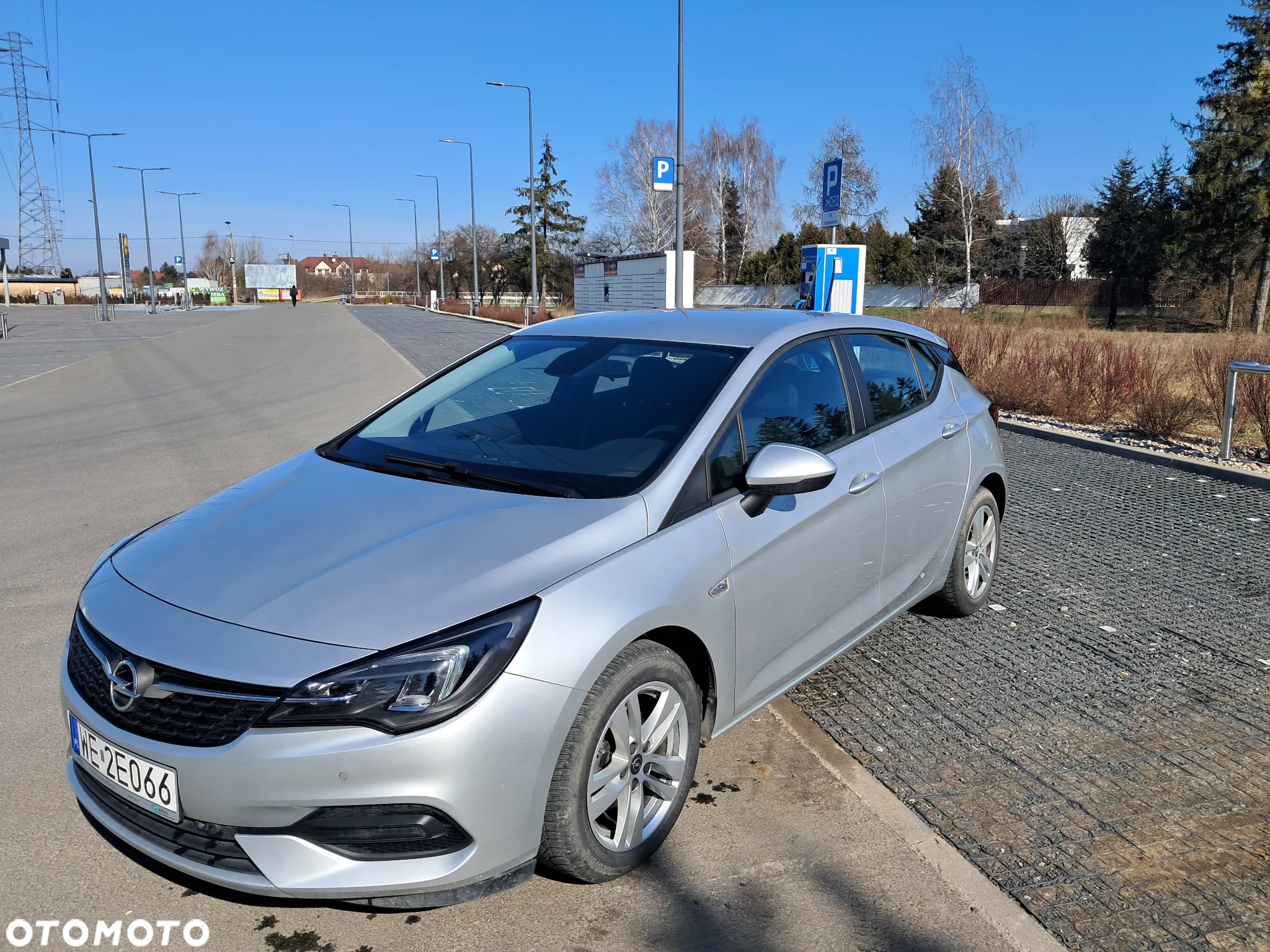 Opel Astra V 1.2 T Edition S&S - 3