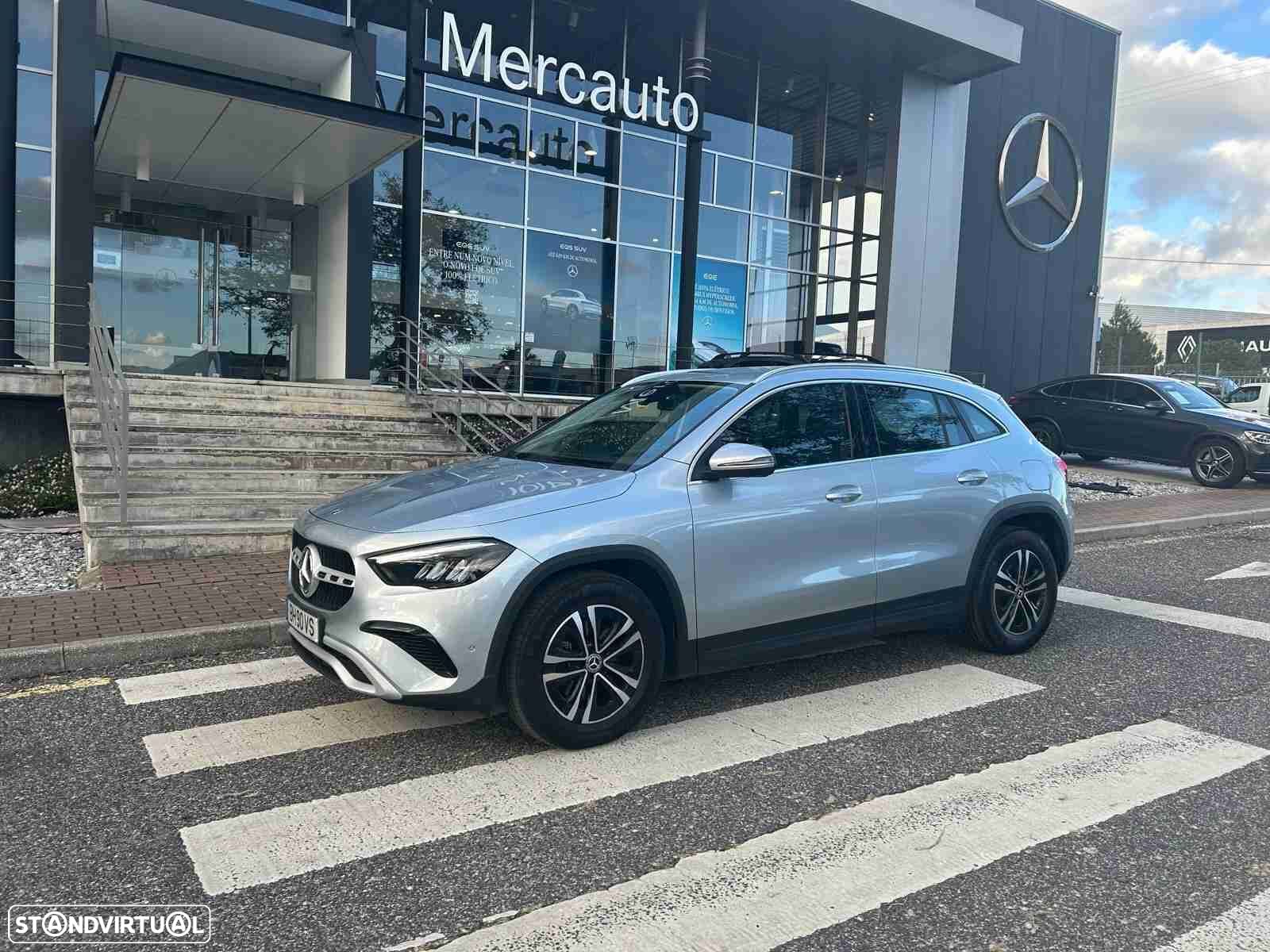Mercedes-Benz GLA 180 d - 1