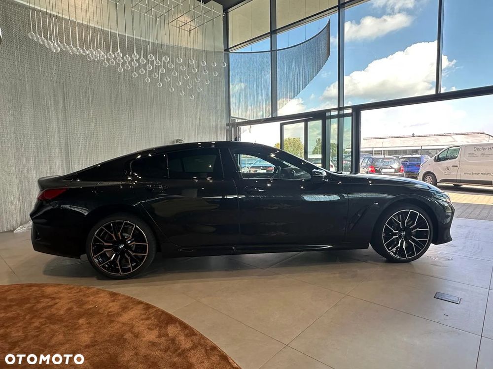 BMW Seria 8 - 7