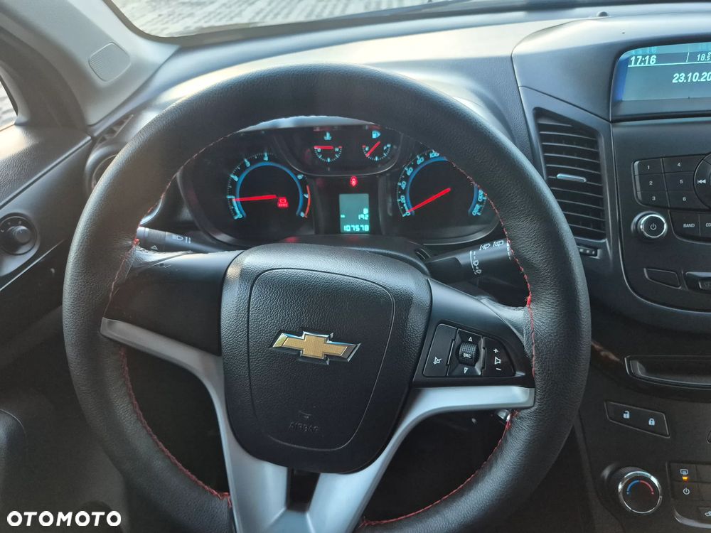 Chevrolet Orlando - 16
