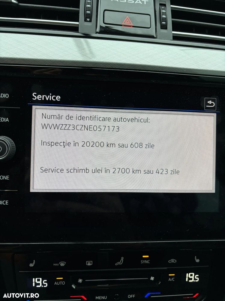 Volkswagen Passat 2.0 TDI SCR DSG Business - 17