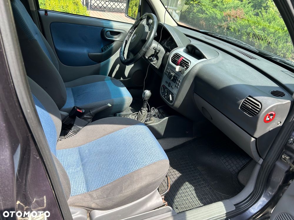 Opel Combo Tour - 11