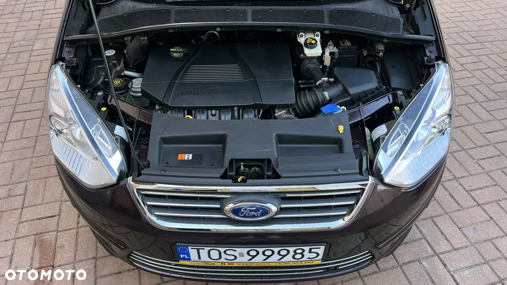 Ford Galaxy 2.0 Ghia - 35