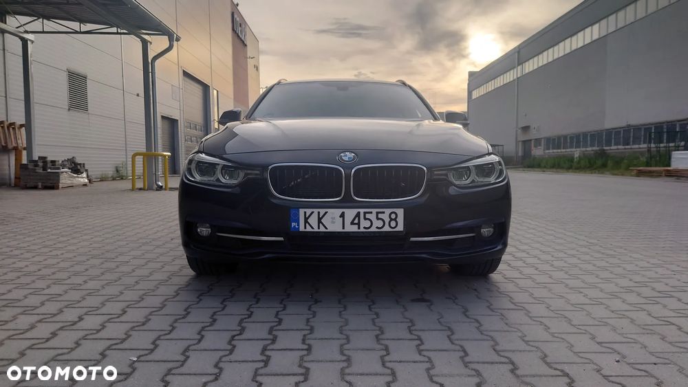 BMW Seria 3 330d Sport Line - 8