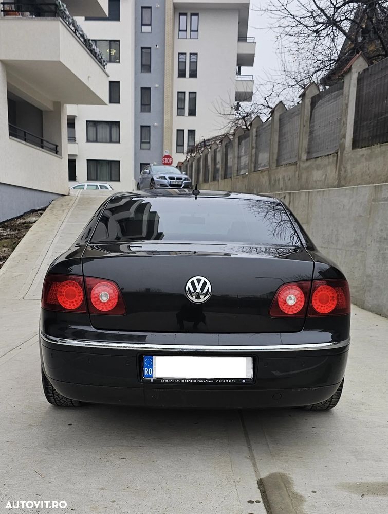 Volkswagen Phaeton - 4