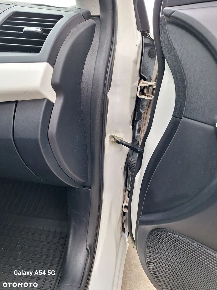 Mitsubishi Lancer 1.5 - 16