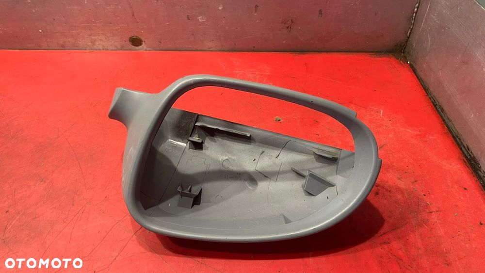 OBUDOWA LUSTERKO PASSAT B6 LEWA - 3