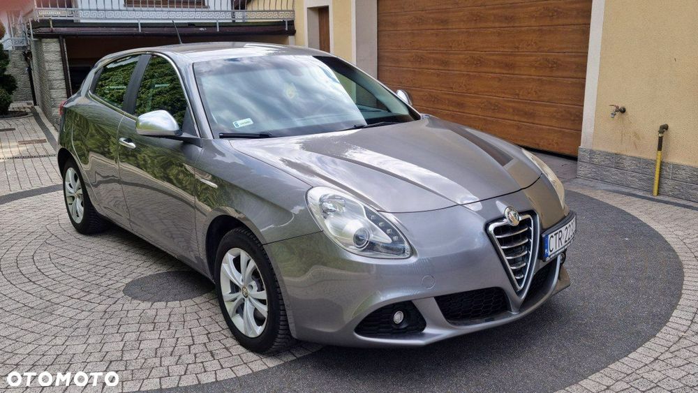 Alfa Romeo Giulietta - 8