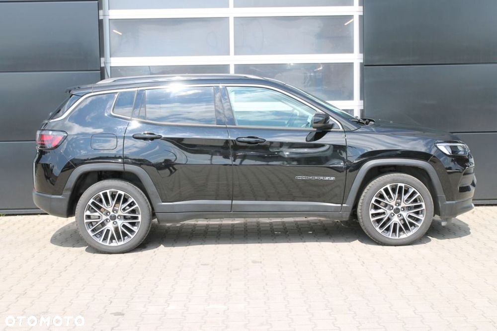 Jeep Compass - 17